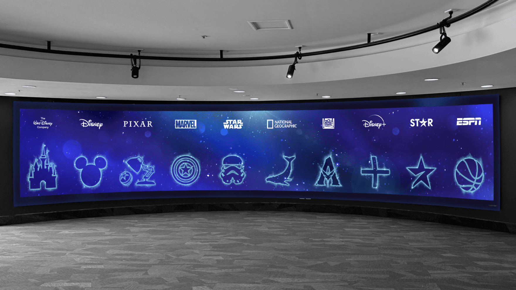 Widescreen view of the Showcase creative